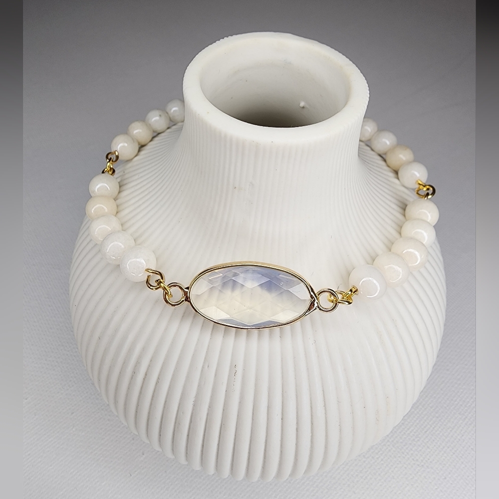Elegant Opal and Quartz Beaded Bracelet